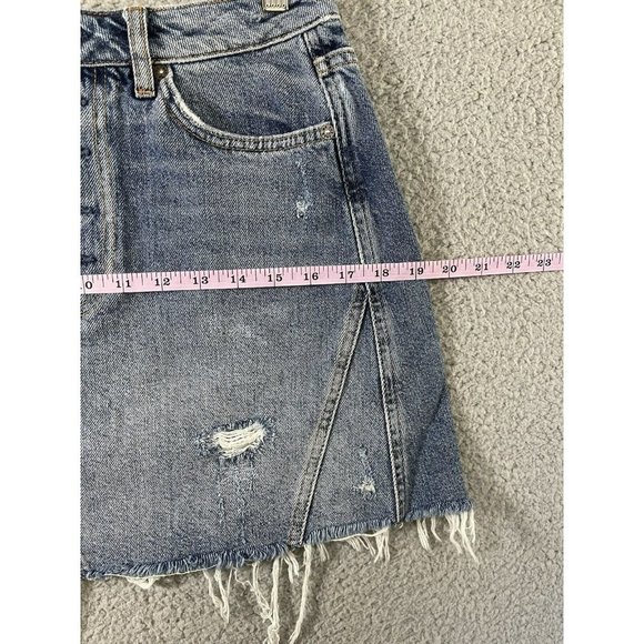 Free People High Rise Button Fly Denim Distressed Mini Jean Skirt Size 29 - Picture 7 of 10